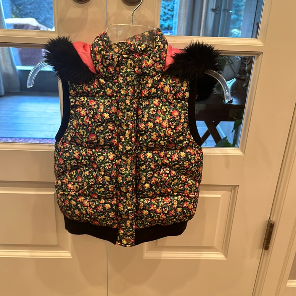 Juicy Couture puffer vest girls size L